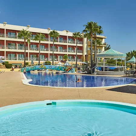 Baia Grande מלון 4*