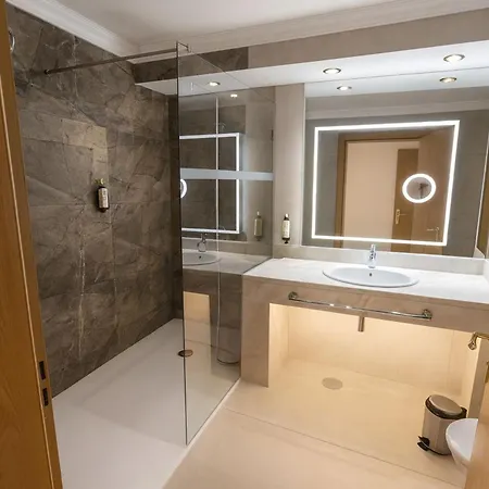 바이아 그란데 4*