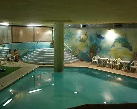 מלון Baia Grande 4*