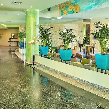 Отель Baia Grande 4*