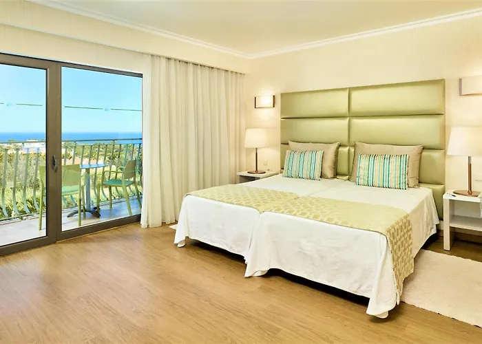 Szálloda Baia Grande 4*
