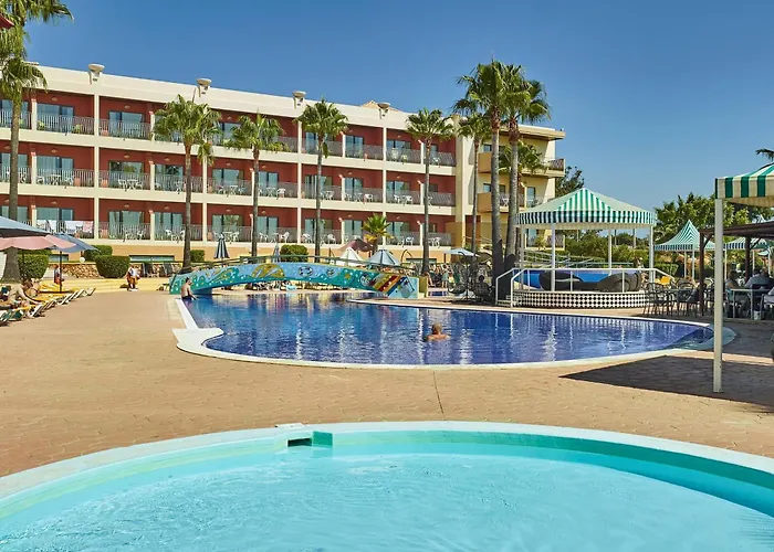Baia Grande Szálloda 4*