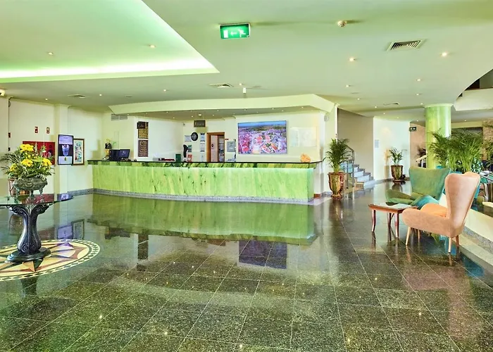 Hotel Baia Grande 4*