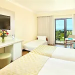 Hotel Baia Grande 4*